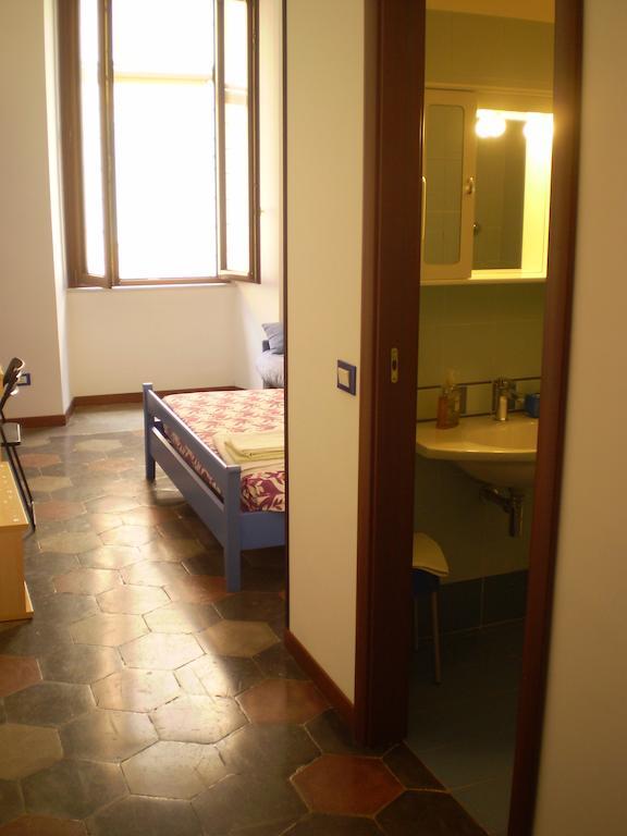 Trasteverooms La Bernardon โรม ภายนอก รูปภาพ