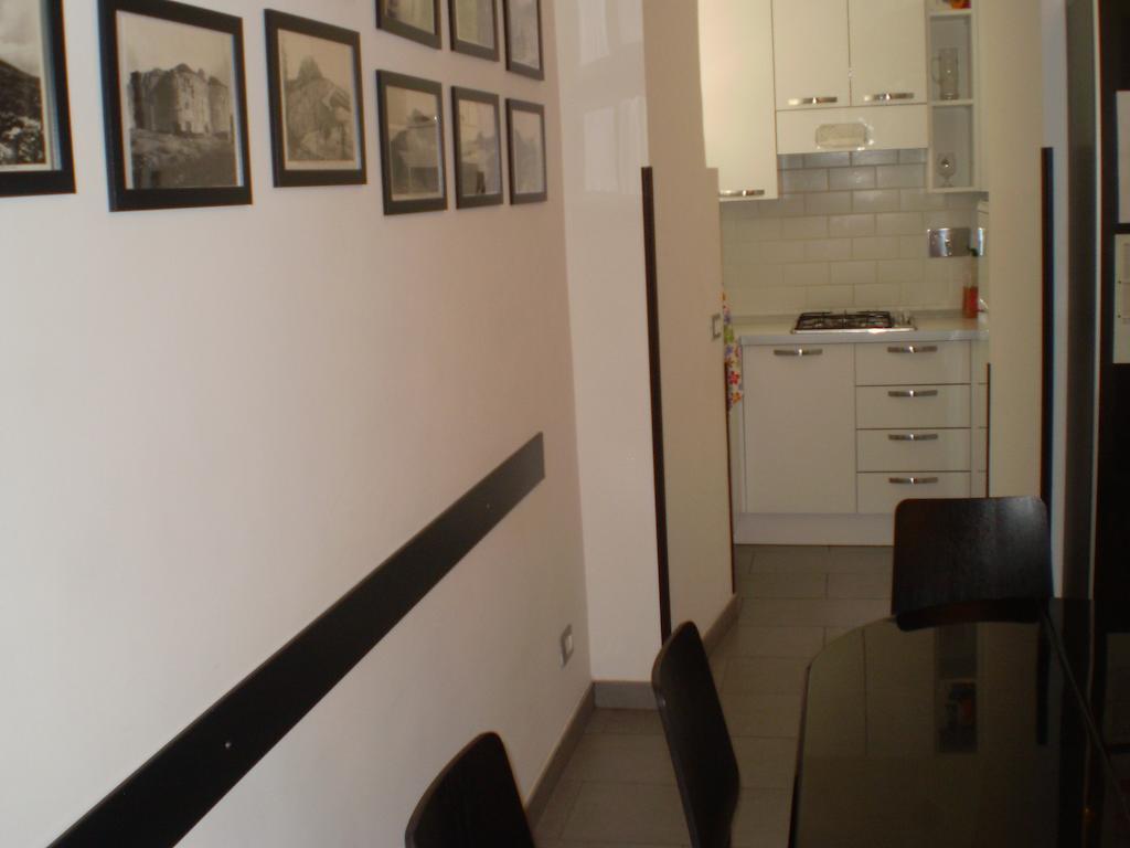 Trasteverooms La Bernardon โรม ภายนอก รูปภาพ