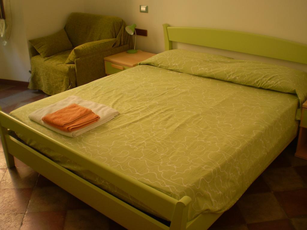 Trasteverooms La Bernardon โรม ห้อง รูปภาพ