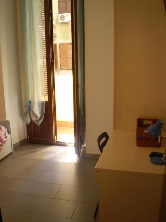 Trasteverooms La Bernardon โรม ภายนอก รูปภาพ
